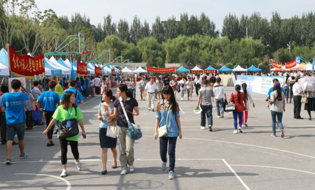 达州达州汇华学院新生招商活动策划